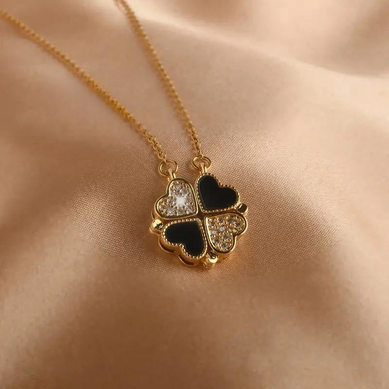 Four-Leaf Clover Pendant Necklace Temperament Entry Lux Niche Design
